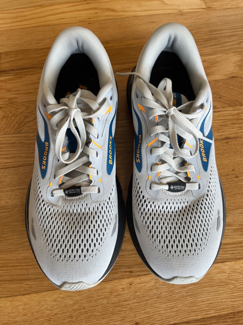 Brooks Adrenaline GTS 23 GORE-TEX
